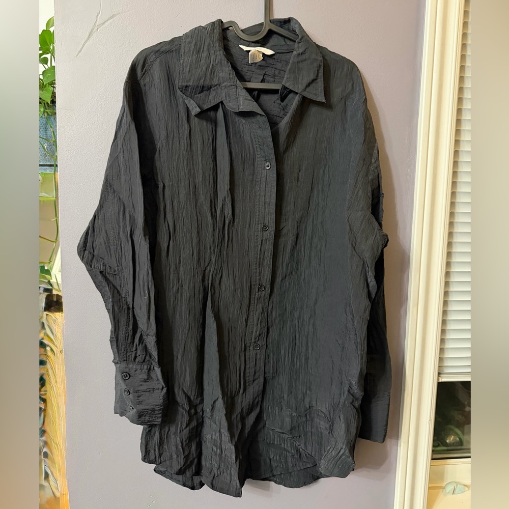 H&M Textured Black Button-Down Shirt - Size L
